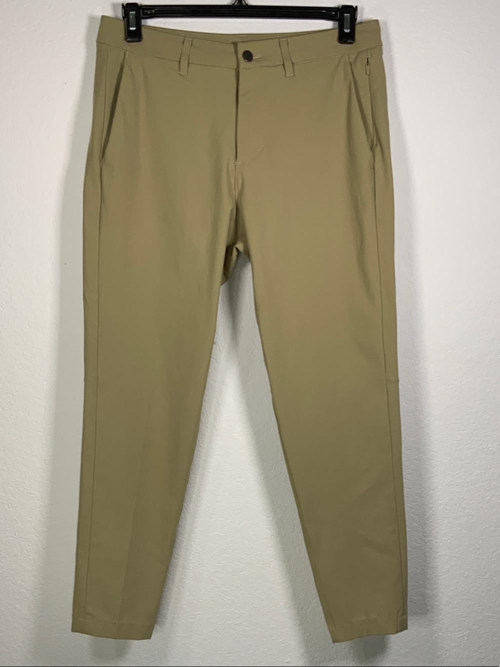 lululemon Men's Commission Pant Slim - Tofino Sand 27”